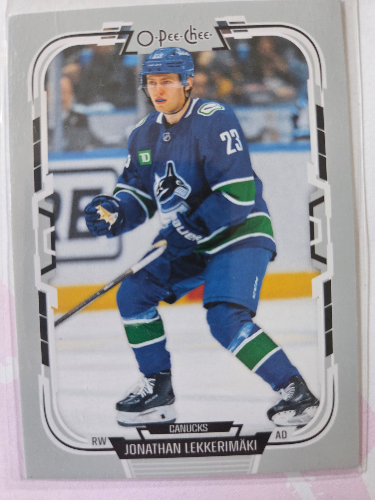 Jonathan Lekkerimäki O-Pee-Chee Hockey #50 [Vancouver Canucks]