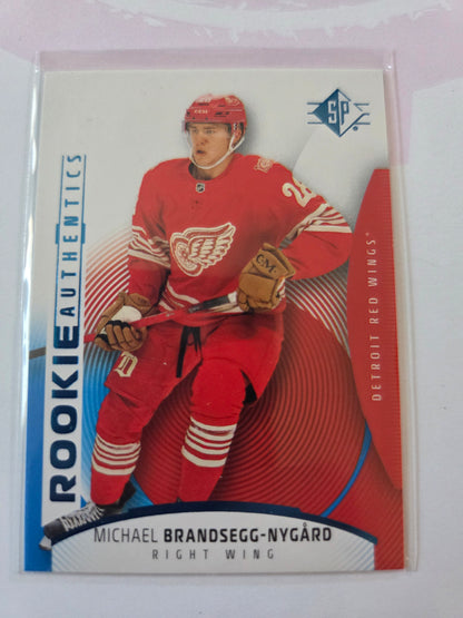 Michael Brandsegg-Nygård Blue SP Hockey Rookie Authentics #140 [Detroit Red Wings]