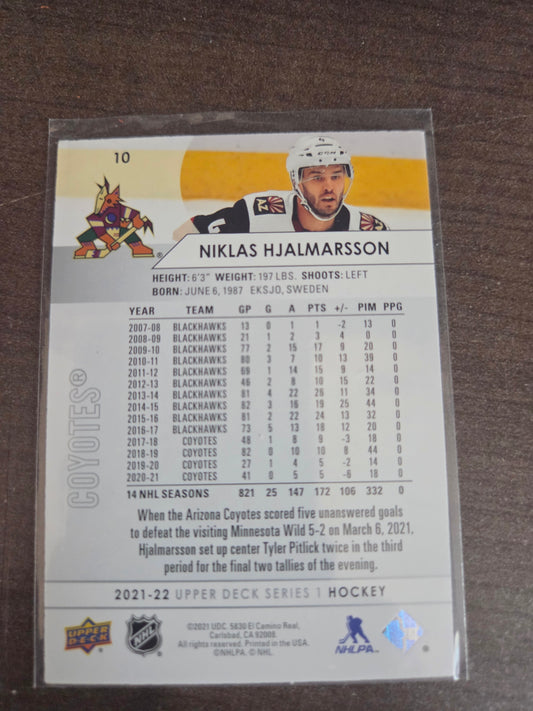 Niklas Hjalmarsson Upper Deck Series 1 #10 [Arizona Phoenix Coyotes]