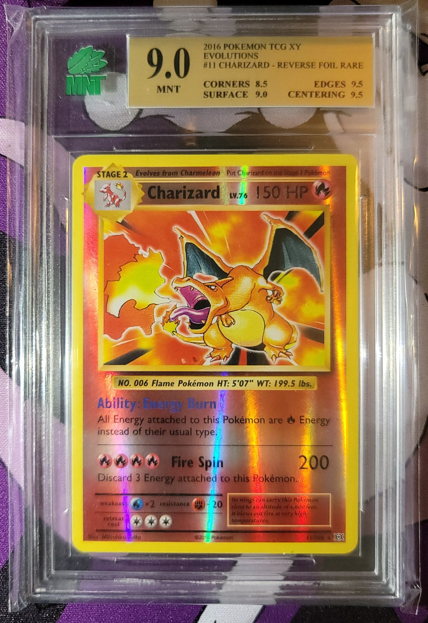[MNT] 9.0 MNT REVERSE HOLO CHARIZARD (11/108)]